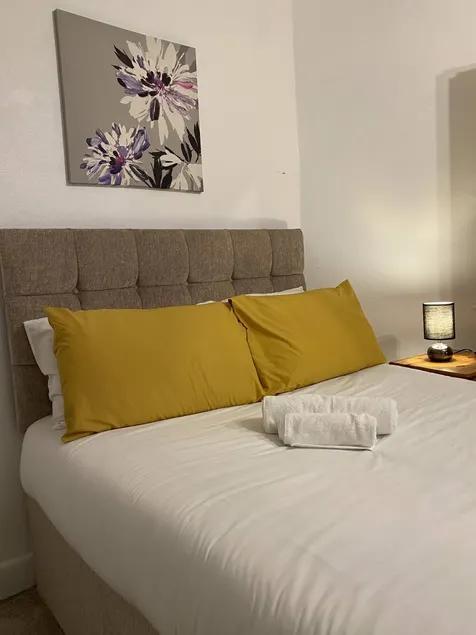 Spacious Single and Double room in Southampton with free parking - Image 1