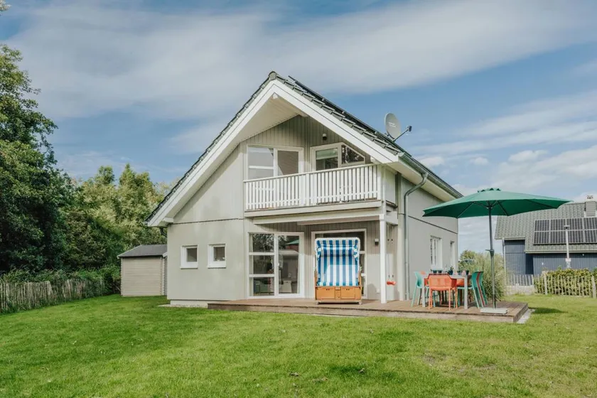 Ferienhaus in Schönberg, Holm - Sauna, Kaminofen & 600 m zum Sandstrand - Image 1