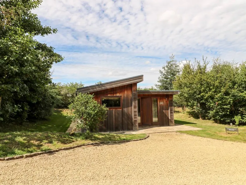 Cottage with garden & barbecue - Image 1