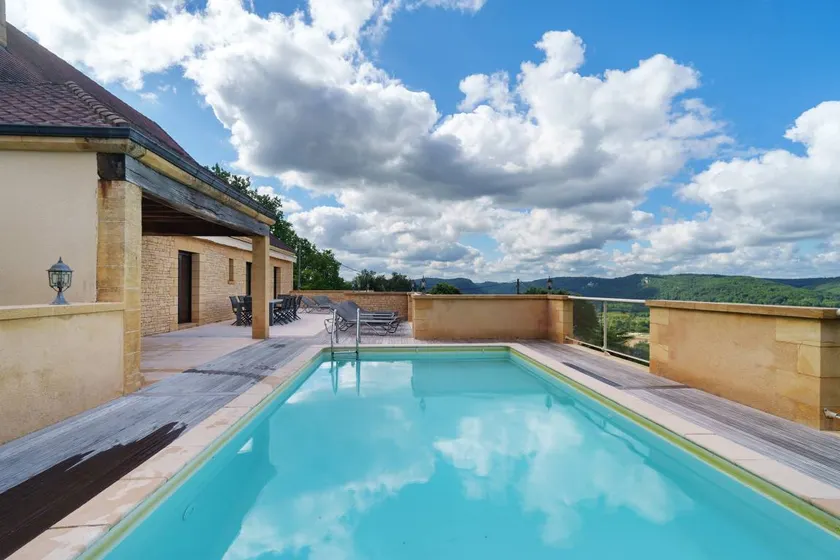 Charming Stone Villa with Pool, Steps from Sarlat - Image 1