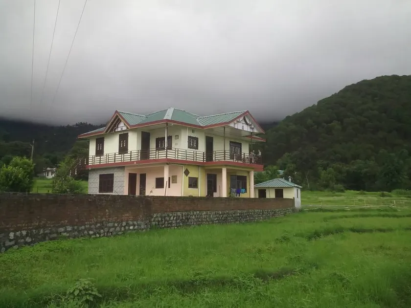 A beautiful sight of dhauladhar (Room no 2) - Image 1