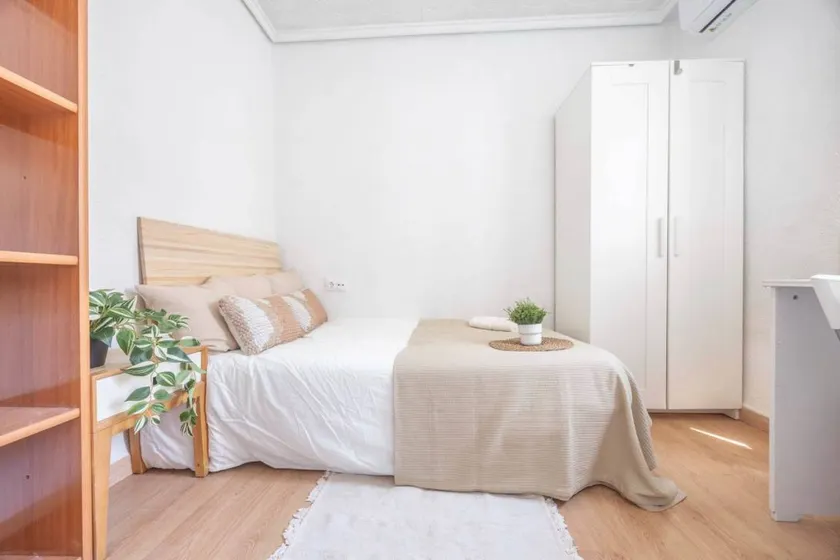 Chambre privée entièrement équipée - Image 1