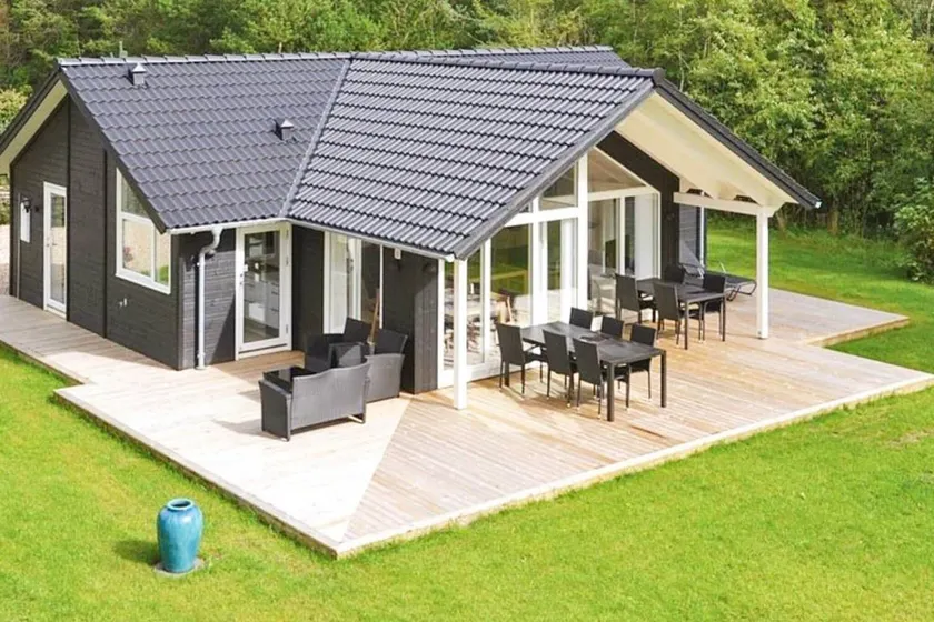 Fully equipped wonderful holiday home with garden - Image 1