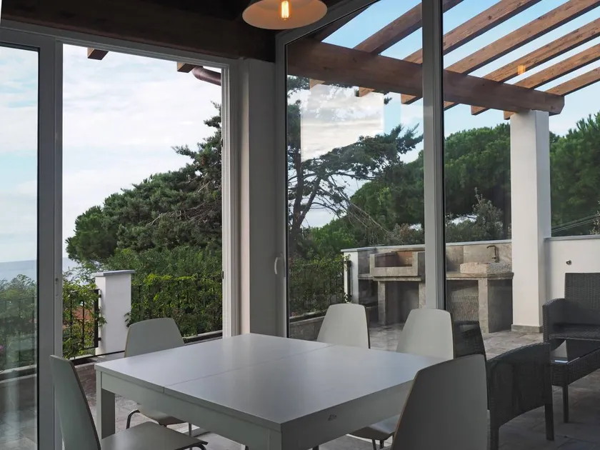 Apartment | Next to the beach - Image 1