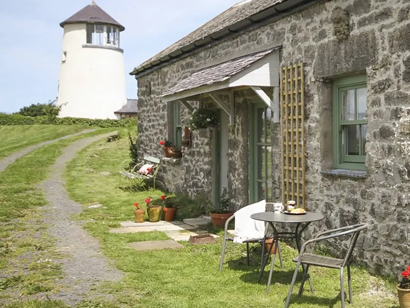 Child-friendly lovely cottage with garden | Pets allowed - Image 1
