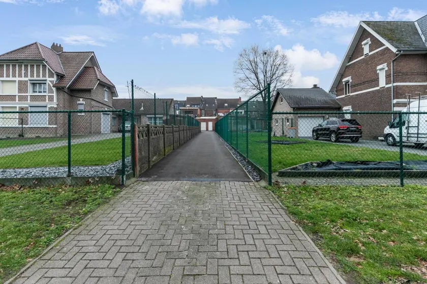 Fully equipped pleasant apartment with garden & terrace | Pets are welcome - Image 1
