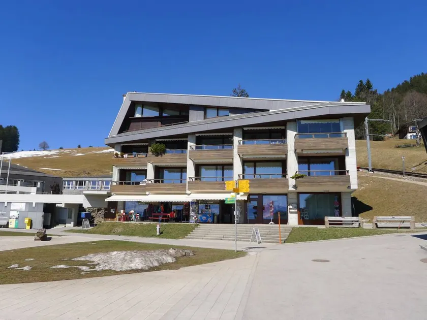 Fully equipped flat | Mountain view - Image 1