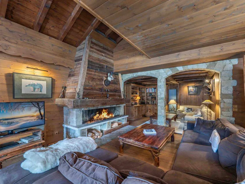 Chalet authentique et spacieux avec jacuzzi et hammam, près du centre de Méribel - Image 1