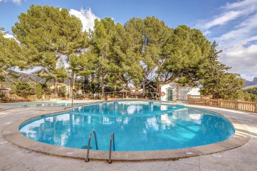 Villa avec barbecue, jardin et terrasse | Vue montagne - Image 1