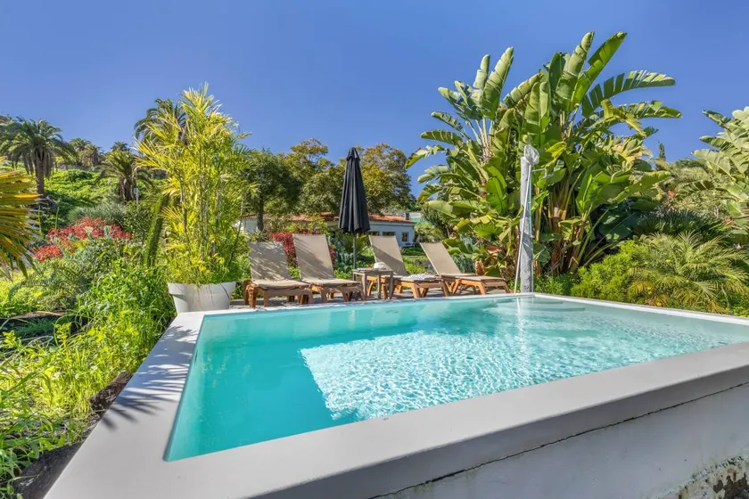 Charming house with private pool, barbeque & garden | Garden view | Suitable for remote work - Image 1