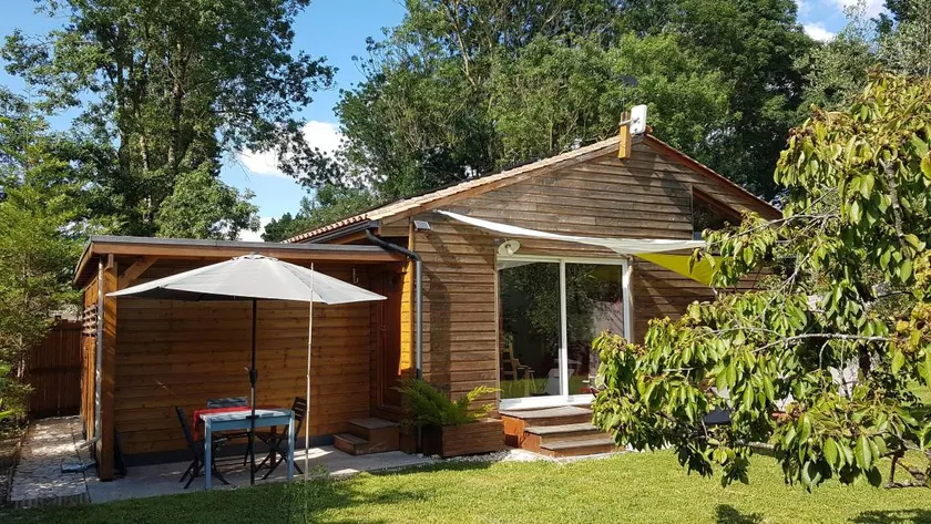 Cottage with barbecue, terrace & garden | Garden view - Image 1