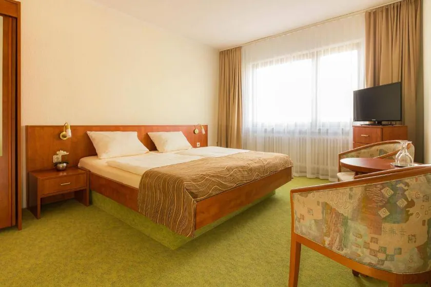 Strandhotel Deichläufer (Butjadingen) - HSD 14533 - Image 1