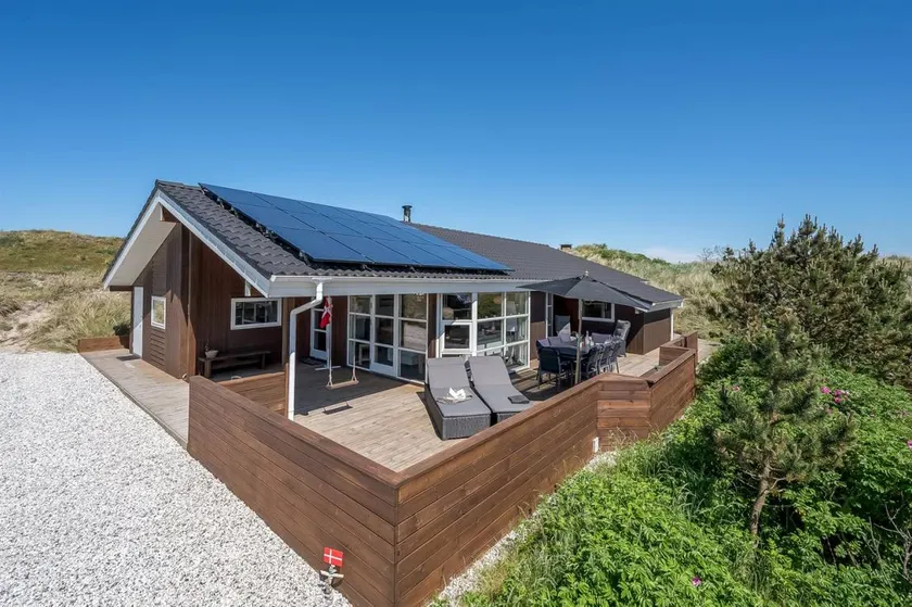 House with sauna, terrace & jacuzzi | Water view - Image 1