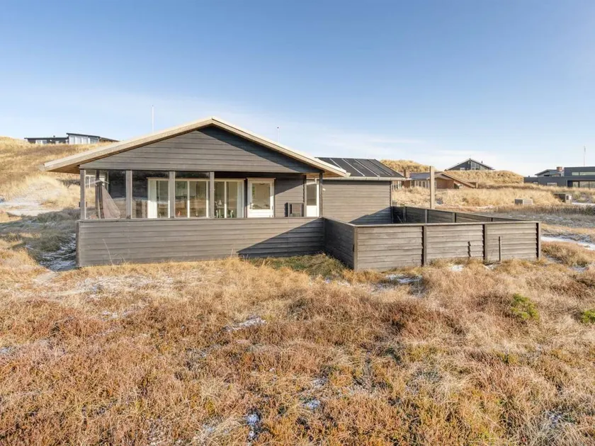 Child-friendly wonderful house with terrace | Next to the beach - Image 1