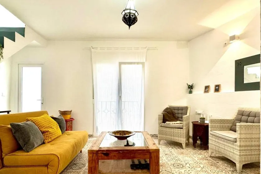 Children-friendly house with garden | Pet-friendly - Image 1