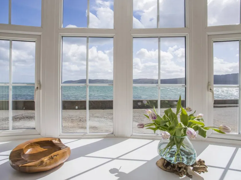 Cottage | Beach view - Image 1