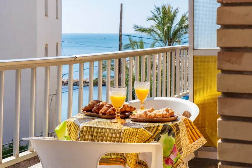 Holiday apartment | Sea view - Image 1