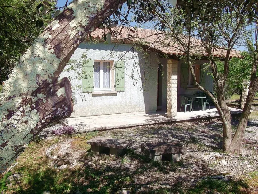 Fully equipped holiday home with garden, terrace & BBQ | Garden view | Pets are welcome - Image 1