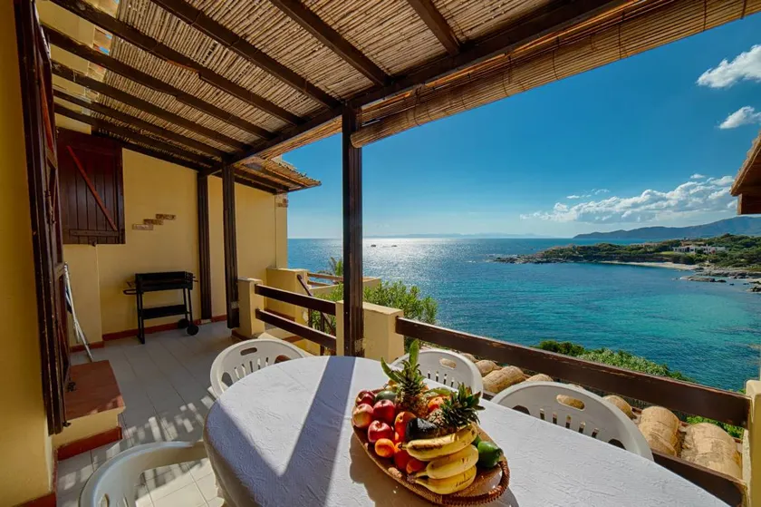 Maison avec barbecue et terrasse | Vue sur l'eau - Image 1