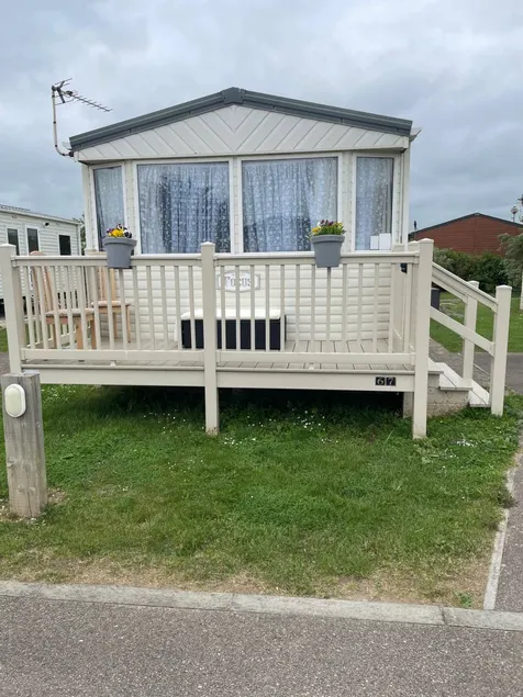 Family-oriented cabin with pool, garden & barbeque | Beach view | Next to the beach | Pets are welcome - Image 1