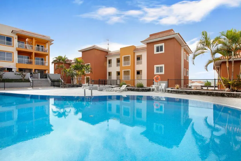 Wohnung mit Terrasse und Pool | Meerblick - Image 1