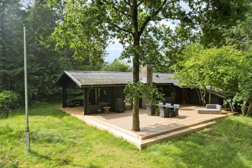 Fully equipped house with terrace & barbecue | Pet-friendly - Image 1