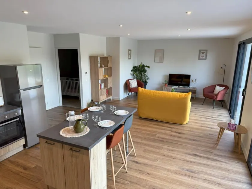 Gite with BBQ, terrace & garden - Image 1
