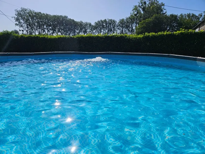 Espléndida casa rural apta para niños con jardín, piscina y barbacoa | Vistas al jardín | Adaptada para el teletrabajo - Image 1