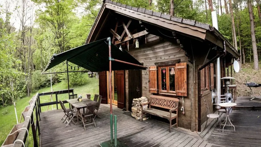 Maison de vacances avec terrasse, sauna et jardin - Image 1