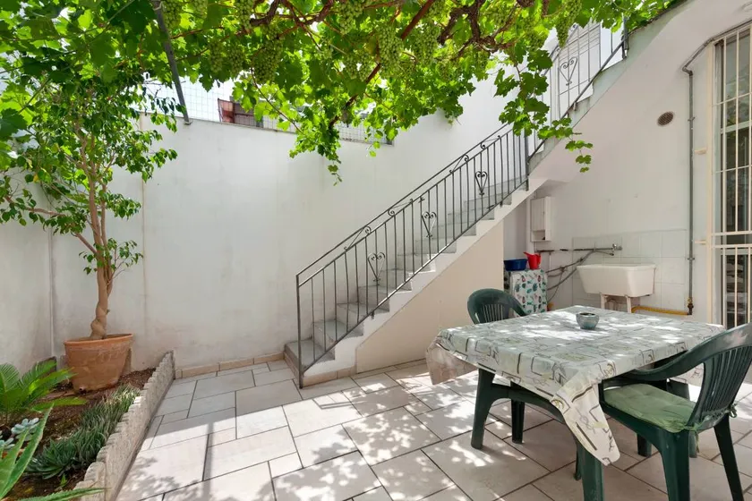 Tolles Apartment mit Terrasse und Garten | Gartenblick - Image 1