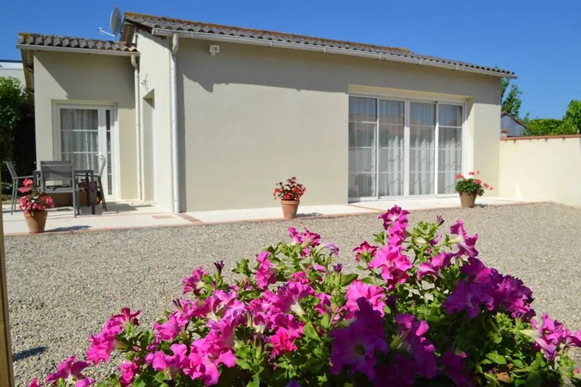 Gite with terrace, barbeque & garden | Garden view - Image 1