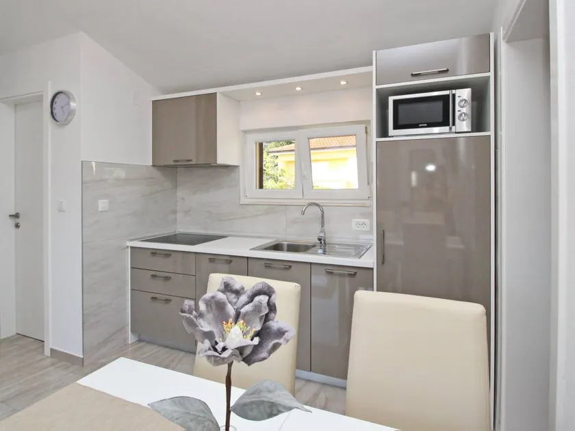 Flat with 1 room for 4 persons - Image 1