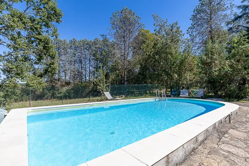 Cottage with barbeque, garden & pool | Garden view - Image 1