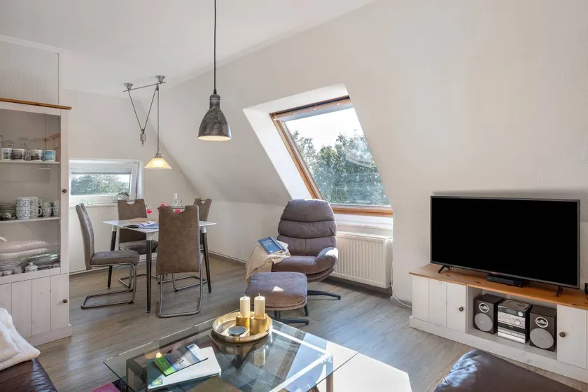 Children-friendly charming flat with barbecue, garden & sauna | Garden view | Pets allowed - Image 1