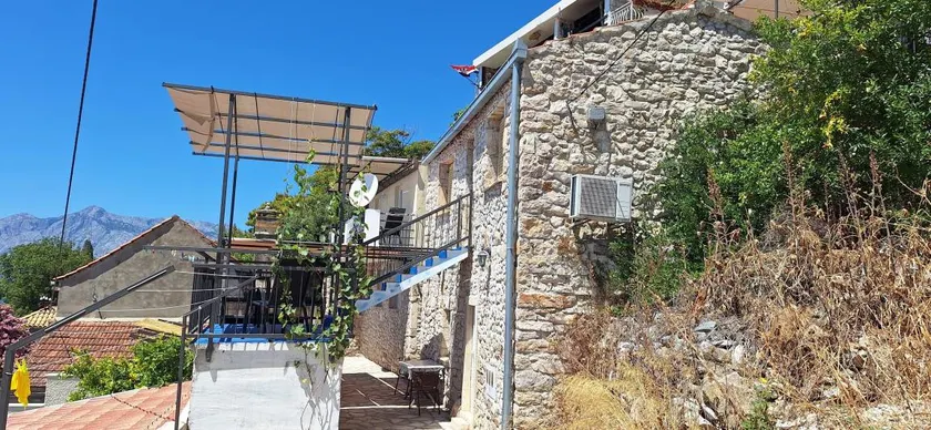 Studio with garden & barbecue - Image 1