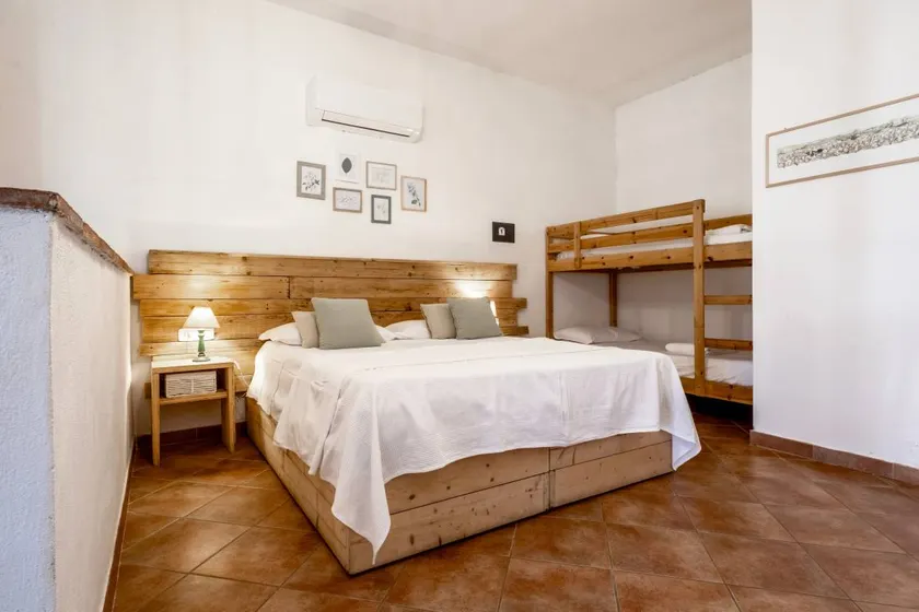 Children-friendly studio with barbeque, terrace & garden | Garden view | Suitable for remote work | Dogs allowed - Image 1