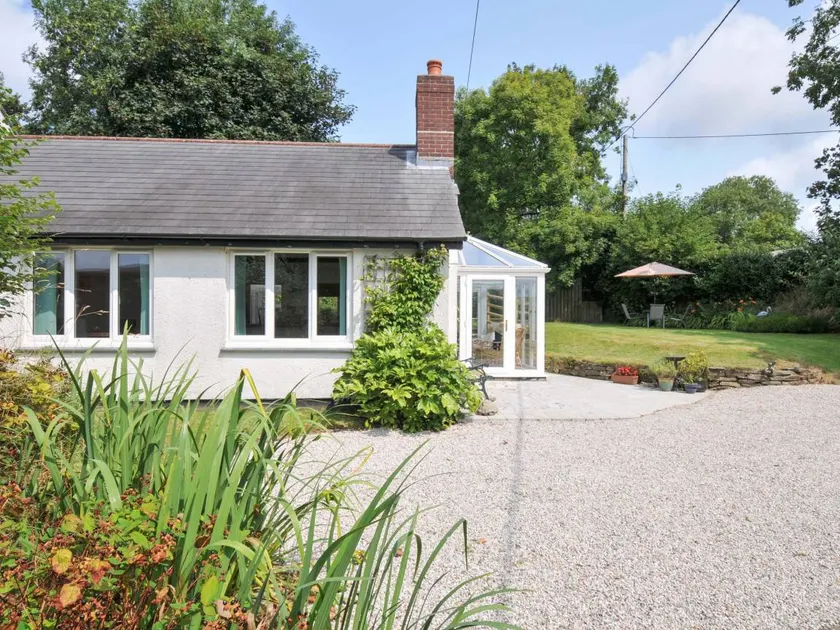 Cottage with 2 rooms for 4 persons - Image 1