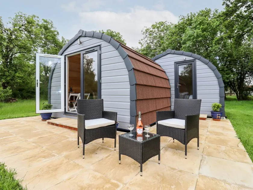 Children-friendly cottage with garden - Image 1