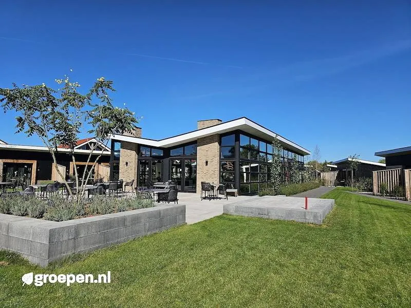 Wonderful house with barbecue, terrace & pool - Image 1