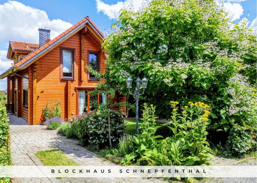 Holiday home with garden | Panoramic view - Image 1