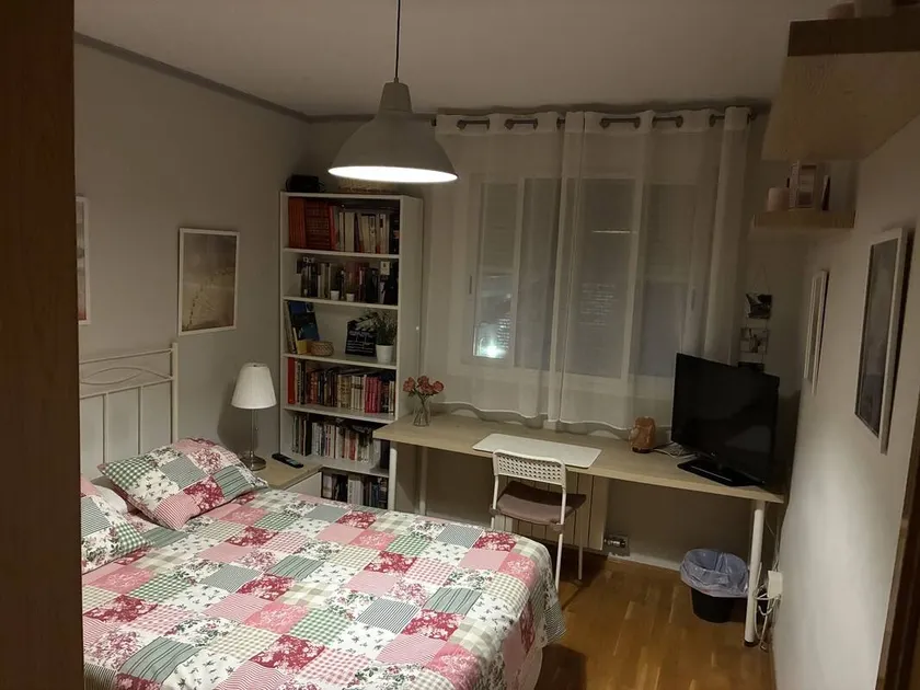 HAPPY FAMILY AND FUN (Master bedroom) - Image 1