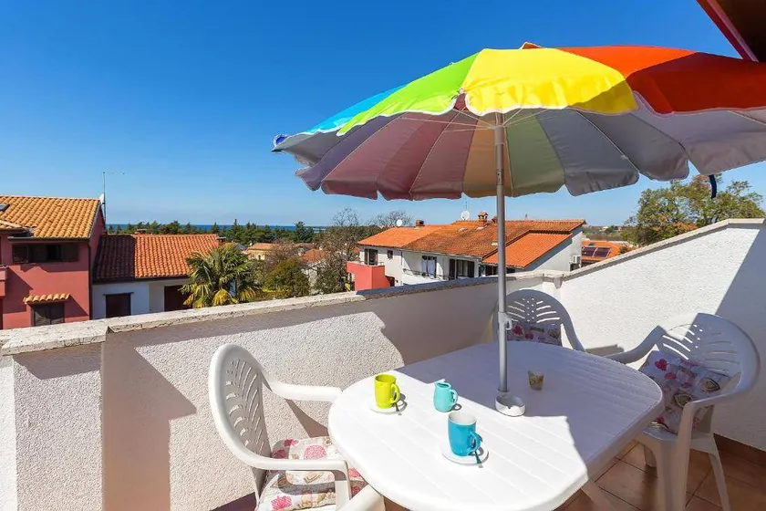 Flat with 2 rooms for 5 persons - Image 1