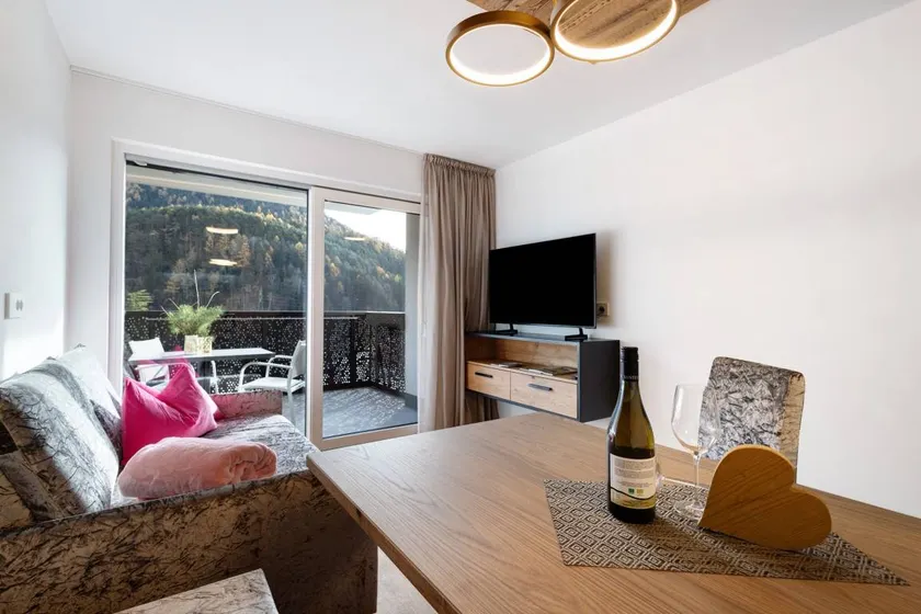 Appartement convivial et familial avec internet haut débit | Vue ville | Près des pistes de ski | Avec animaux acceptés - Image 1