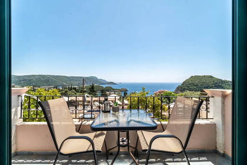 Lovely aparthotel with pool & terrace | Mountain view - Image 1