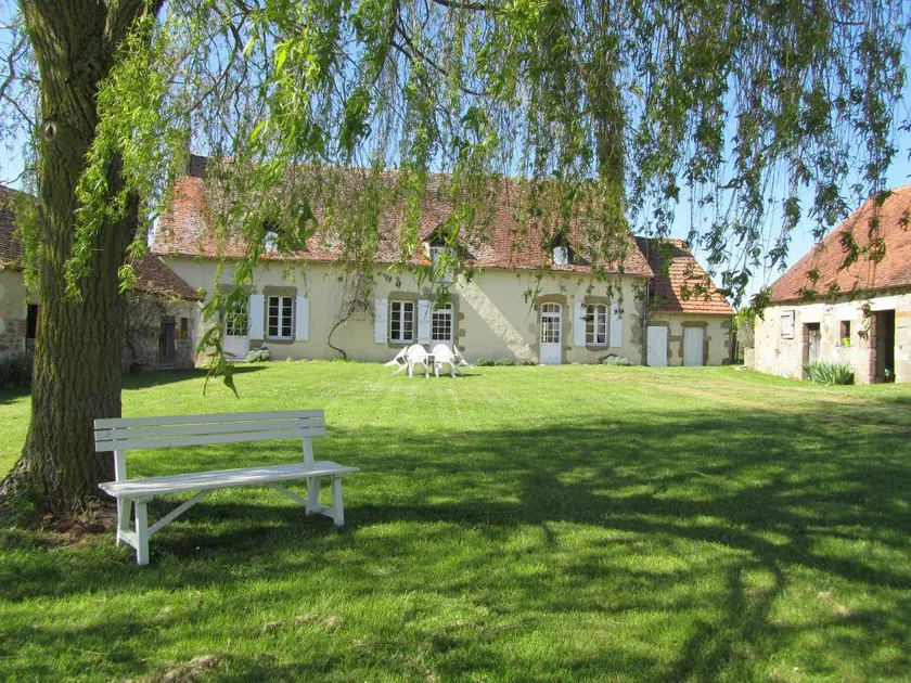 Gîte avec barbecue et jardin - Image 1