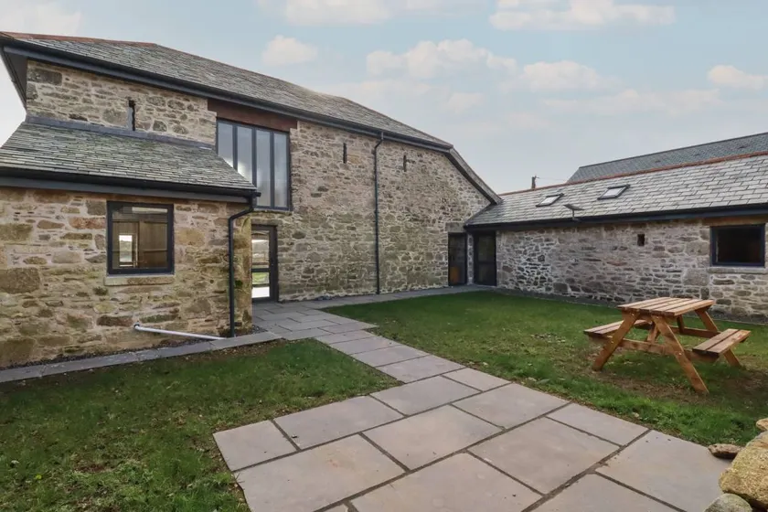 Children-friendly lovely cottage with garden | Dogs allowed - Image 1