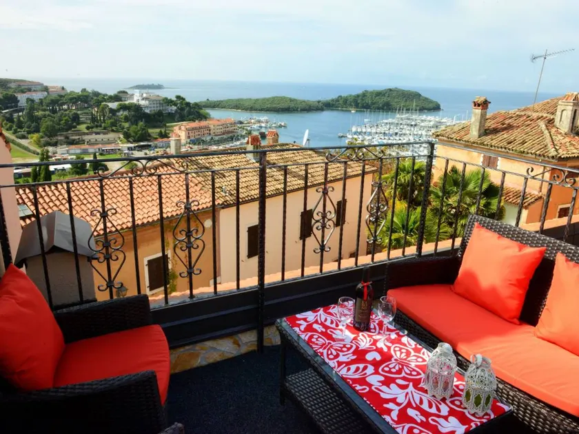 Big holiday home with terrace & BBQ | Nature view - Image 1