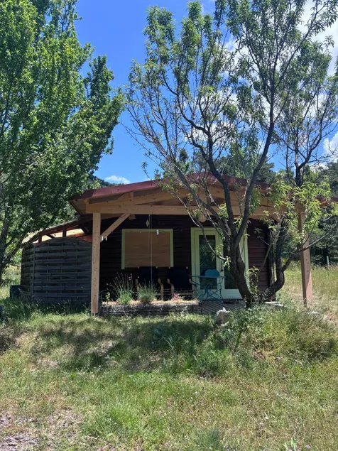 Chalet 'Le' with Mountain Views, Private Terrace, and Wi-Fi - Image 1