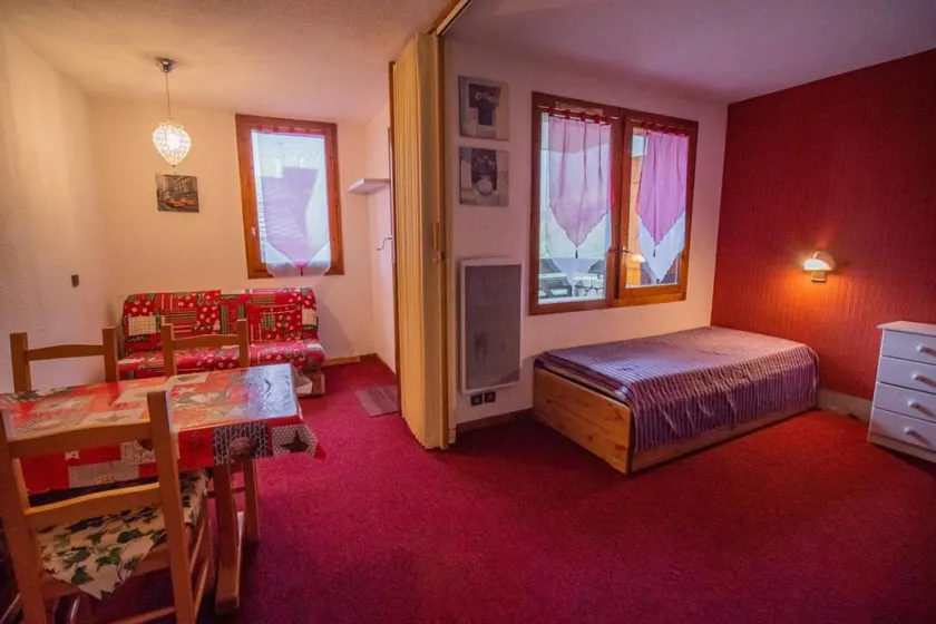 300m from ski slopes, terrace, tv, ski locker, 27m², Valmorel - Image 1