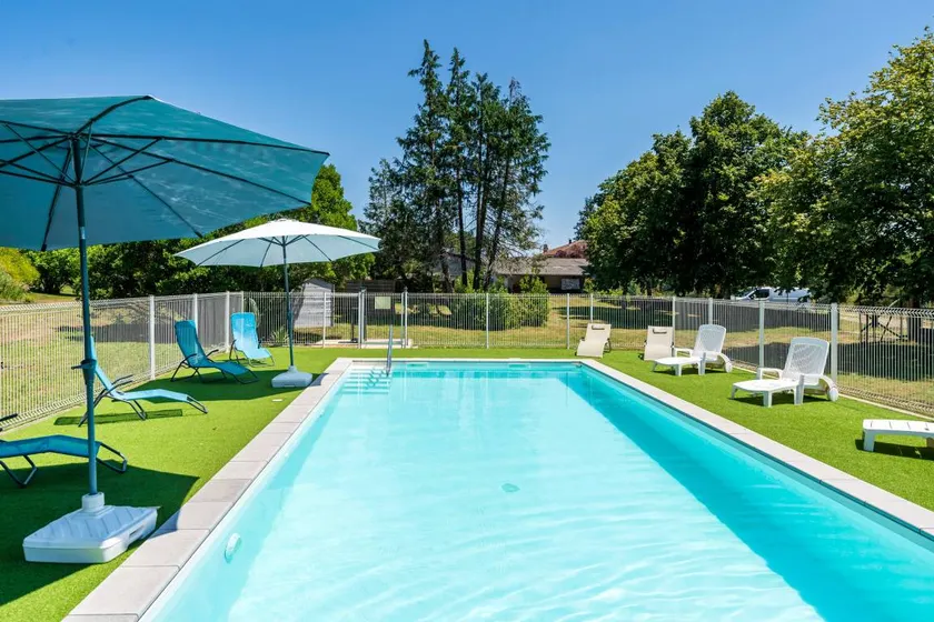 Campsite with garden, pool & terrace | Garden view - Image 1